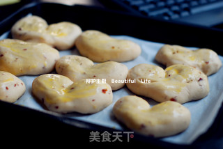 可爱心形蔓越莓小餐包的做法步骤：9