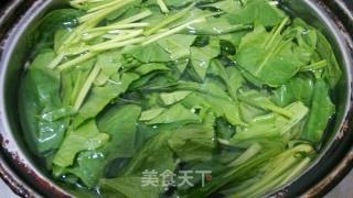 日式味噌蚬肉菠菜豆腐湯的做法步骤：2