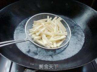 小白菜炒茭白的做法步骤：4