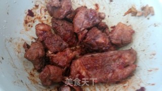 【粉蒸排骨】懒人的快捷健康菜谱的做法步骤：2