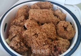 【粉蒸排骨】懒人的快捷健康菜谱的做法步骤：8