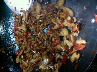 香菇肉丝面的做法步骤：7