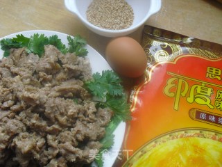 烤孜然羊肉卷的做法步骤：1
