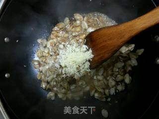 炒海瓜子的做法步骤：4