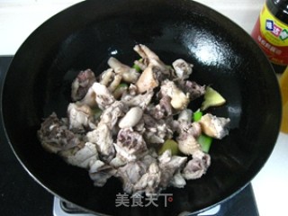 老菜新做---葱烧排骨的做法步骤：10