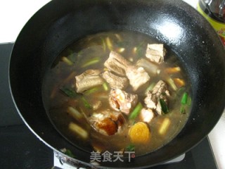 老菜新做---葱烧排骨的做法步骤：12