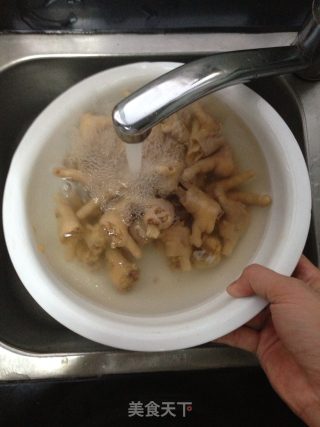 泡椒凤爪的做法步骤：10