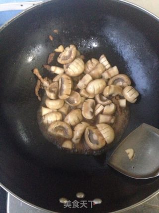 蚝油口蘑的做法步骤：7