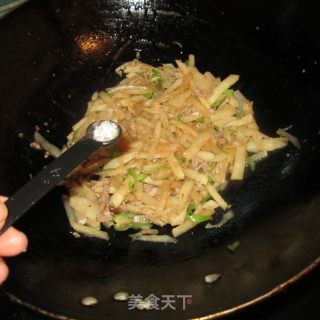 肉末凉薯丝的做法步骤：7