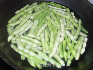 炸芸豆的做法步骤：2