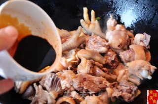 土豆烧土鸡的做法步骤：4