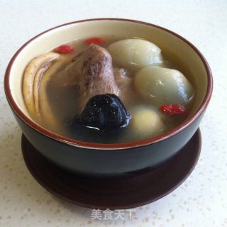 灵芝白鸽炖鸽蛋汤的做法步骤：5