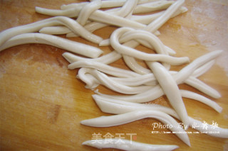 【葱油肉丝面】简单快捷又好吃！的做法步骤：2