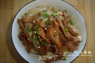 【葱油肉丝面】简单快捷又好吃！的做法步骤：12