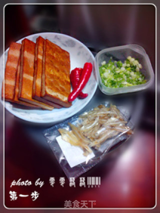 滋阴润肺——银鱼豆腐干的做法步骤：1