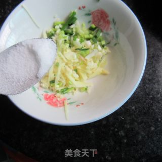 蒜香卤肉卤香干的做法步骤：4