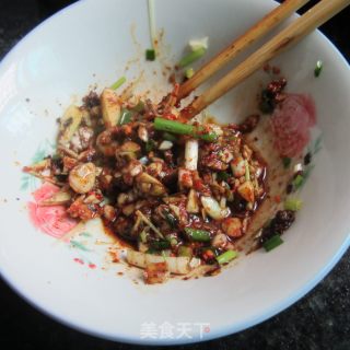 蒜香卤肉卤香干的做法步骤：5