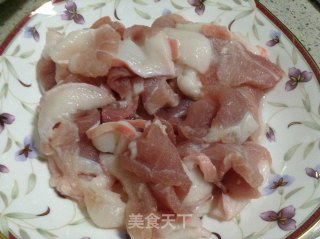 莲藕蒜苗爆炒回锅肉的做法步骤：3