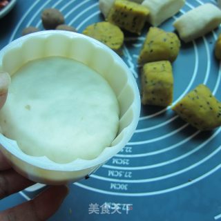 学做豆沙月饼的做法步骤：6