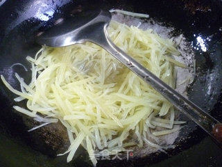 酱油土豆丝的做法步骤：5