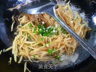 酱油土豆丝的做法步骤：10