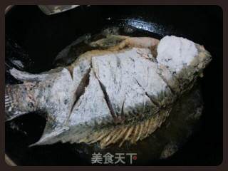 重口味红烧鱼的做法步骤：2