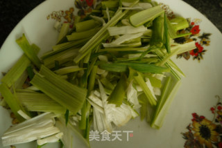 芹香野猪肉的做法步骤：3