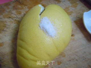 【蜂蜜柚皮糖】---能拔出丝的抗感良方的做法步骤：3