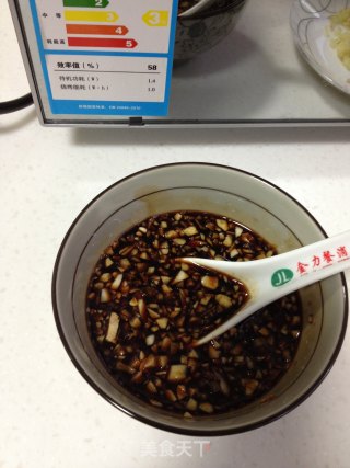油焖虎皮尖椒的做法步骤：2
