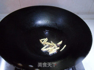 清炒萝卜丝的做法步骤：3