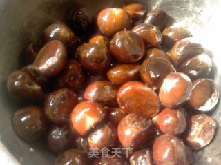 蜂蜜板栗的做法步骤：3