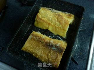 剩面包的美味吃法---鸡蛋牛奶煎法棍的做法步骤：6