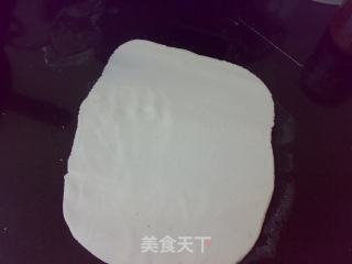 核桃黑椒酱窝饼的做法步骤：3