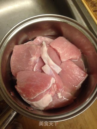 香香入味的卤肉炖蛋的做法步骤：2