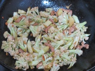 肉丝花菜的做法步骤：9