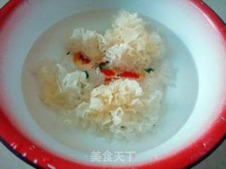 花生银耳粥的做法步骤：3