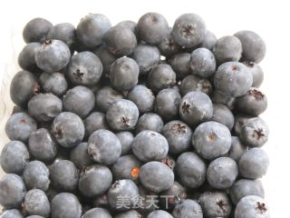 蓝莓果酱的做法步骤：1