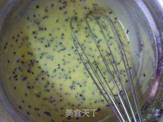 平底锅之黑芝麻蛋卷的做法步骤：6