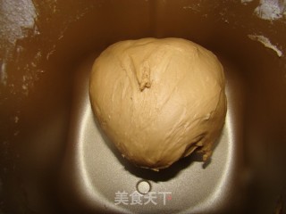 咖啡豆沙卷面包的做法步骤：5