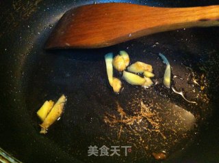 韭黄鲜蘑菇炒肉片的做法步骤：6