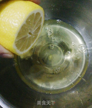 戚风蛋糕的做法步骤：1