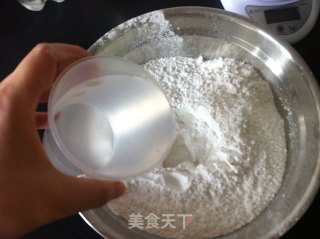 驴打滚的做法步骤：1