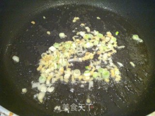 黑椒牛肉粒炒黄瓜丁的做法步骤：4