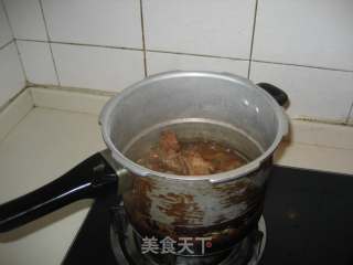 糖醋排骨的做法步骤：4