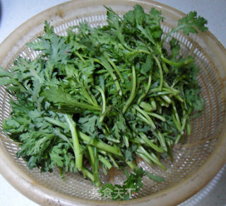 蒜蓉茼蒿的做法步骤：1
