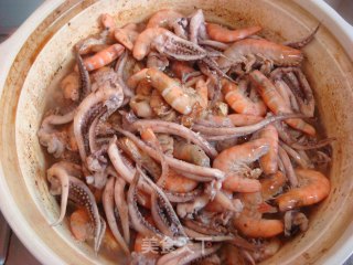 大白菜海鲜煲的做法步骤：7