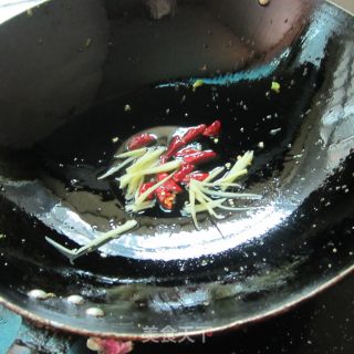油焖西兰花的做法步骤：5