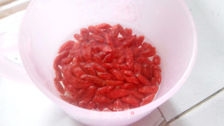 枸杞蜂蜜柚子茶的做法步骤：7