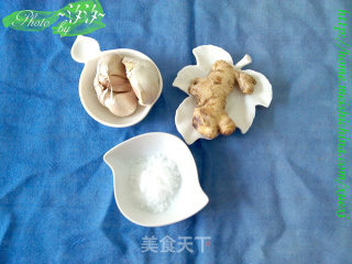 上汤鲍鱼秋葵的做法步骤：2