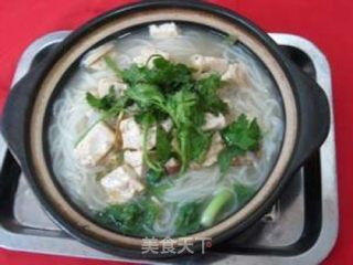 猪皮冻豆腐砂锅的做法步骤：3